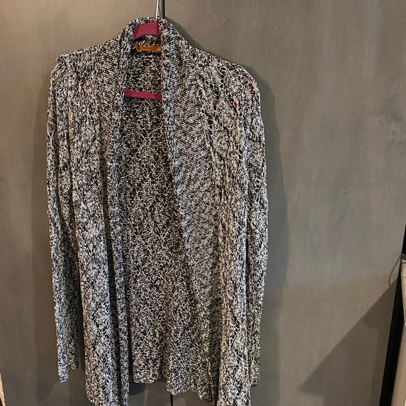 Belldini Monochrome Knit Cardigan - Picture 2 of 6